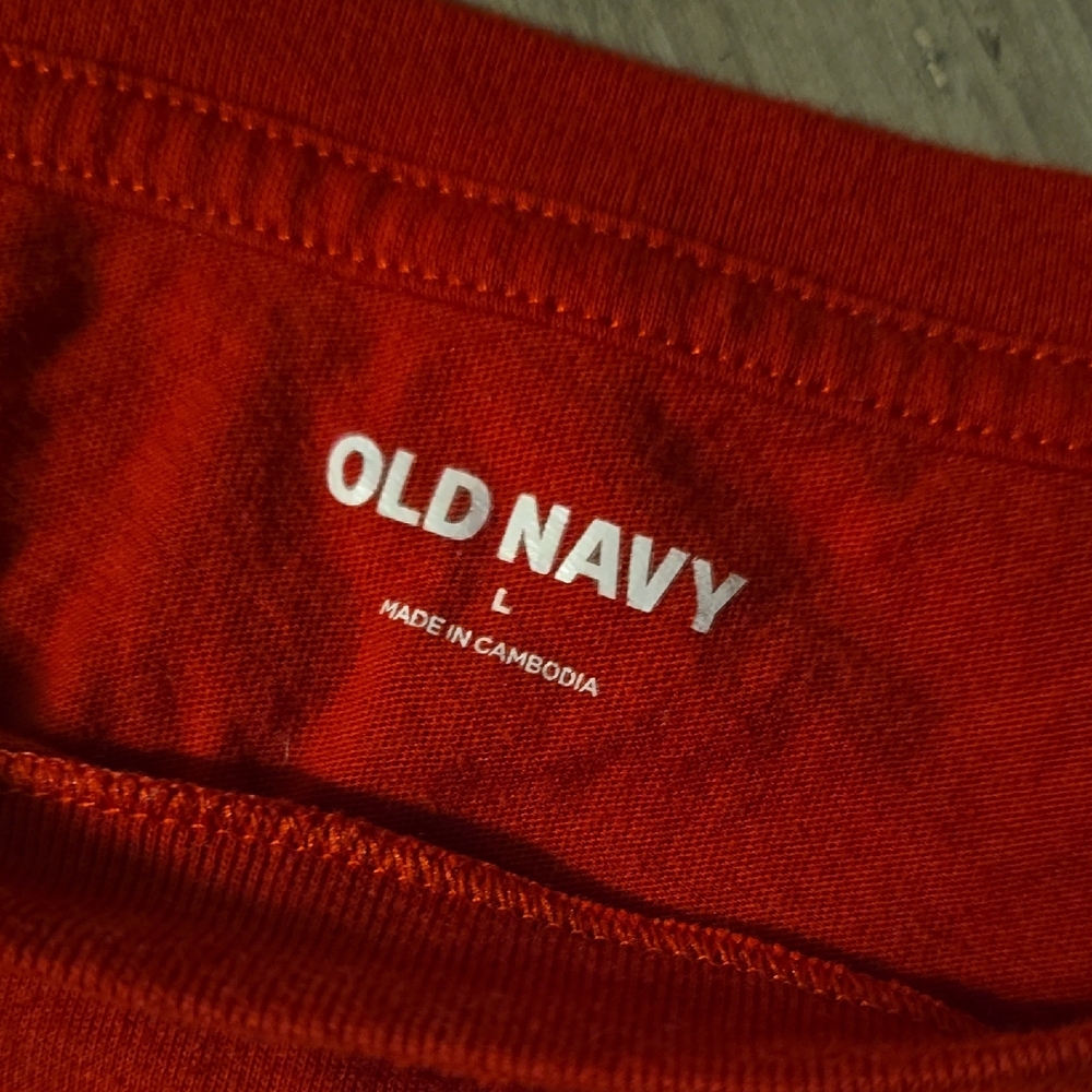 Old Navy Bright Red Crewneck Tee